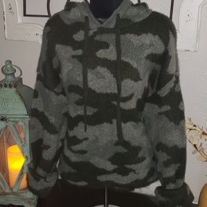 PINK Camo Sweater (Black Friday Special)